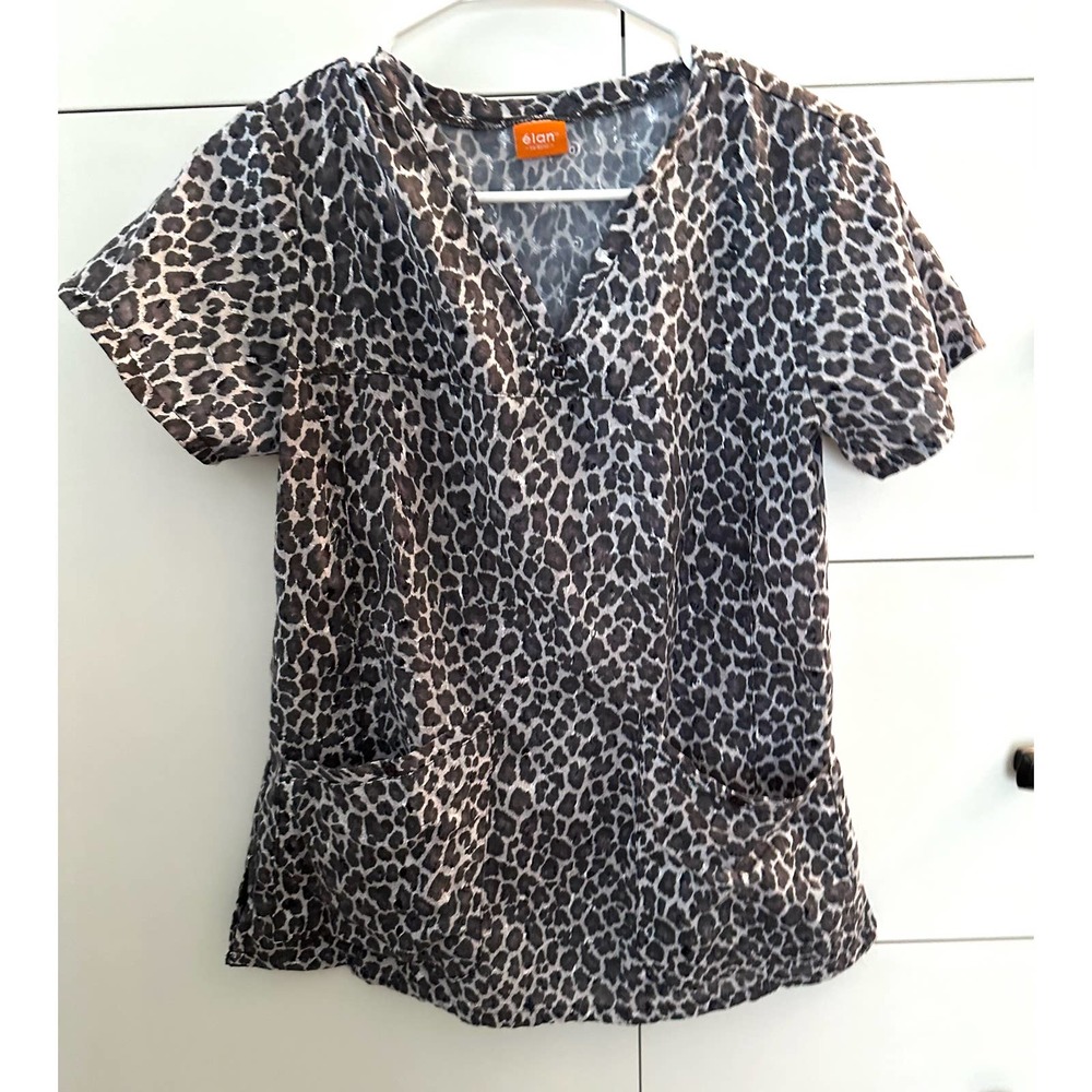 Elan by Barco Animal Leopard Print Scrub Top